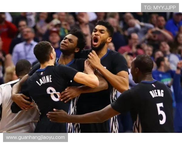 国王队核心爆发带领球队强势连胜重回西部竞争行列